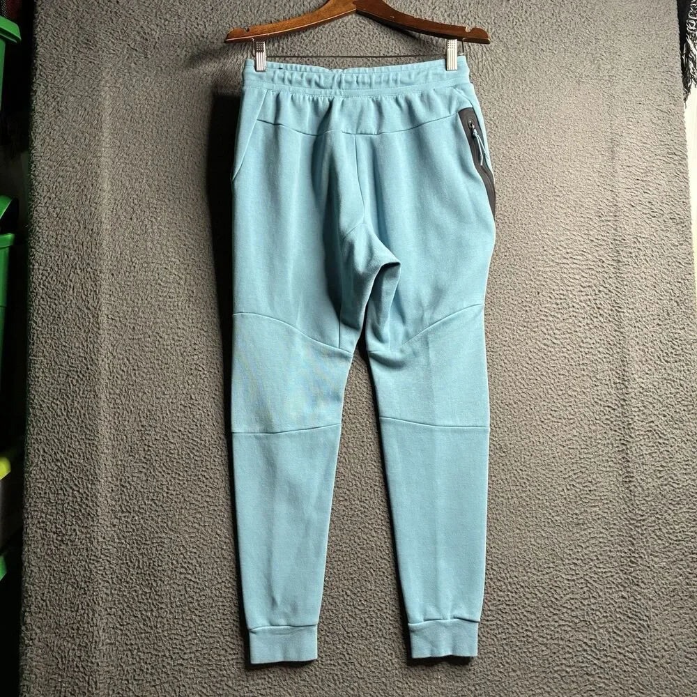 Nike tech fleece